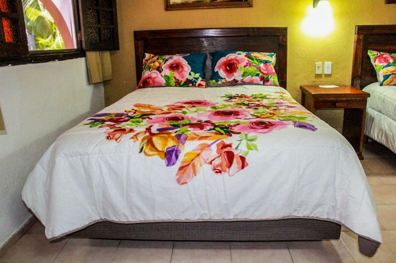 Hotel San Clemente Valladolid  Kültér fotó