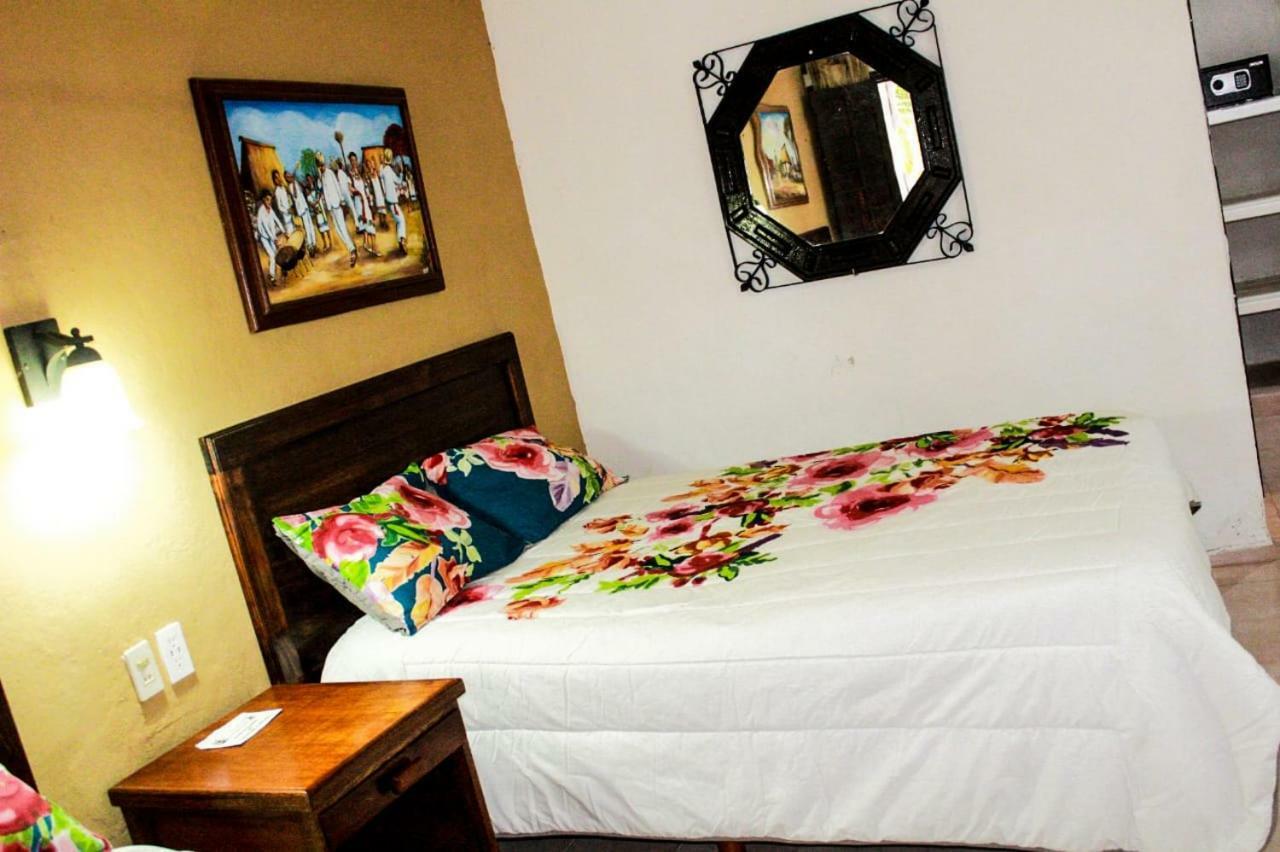 Hotel San Clemente Valladolid  Kültér fotó