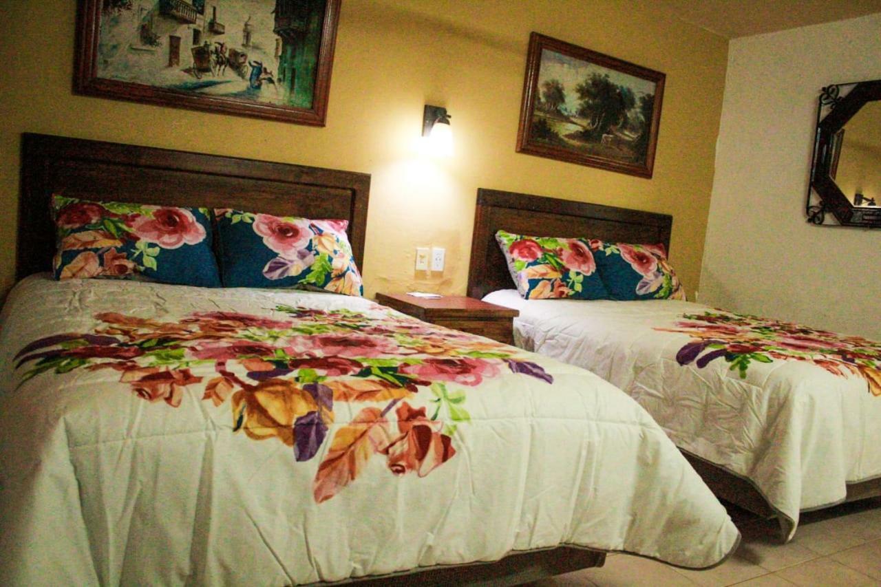 Hotel San Clemente Valladolid  Kültér fotó