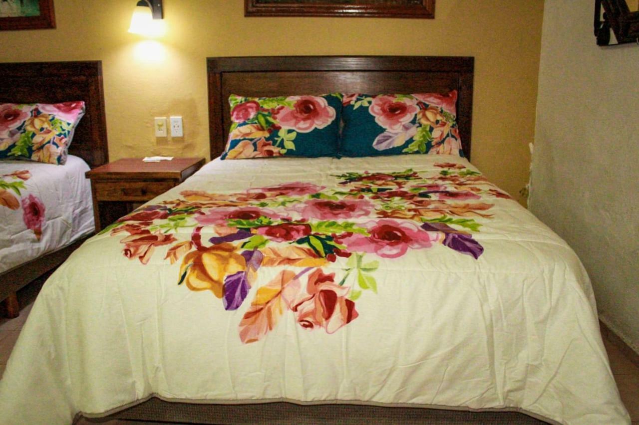 Hotel San Clemente Valladolid  Kültér fotó