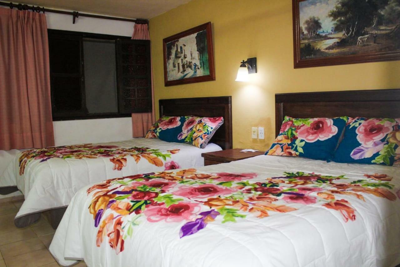 Hotel San Clemente Valladolid  Kültér fotó
