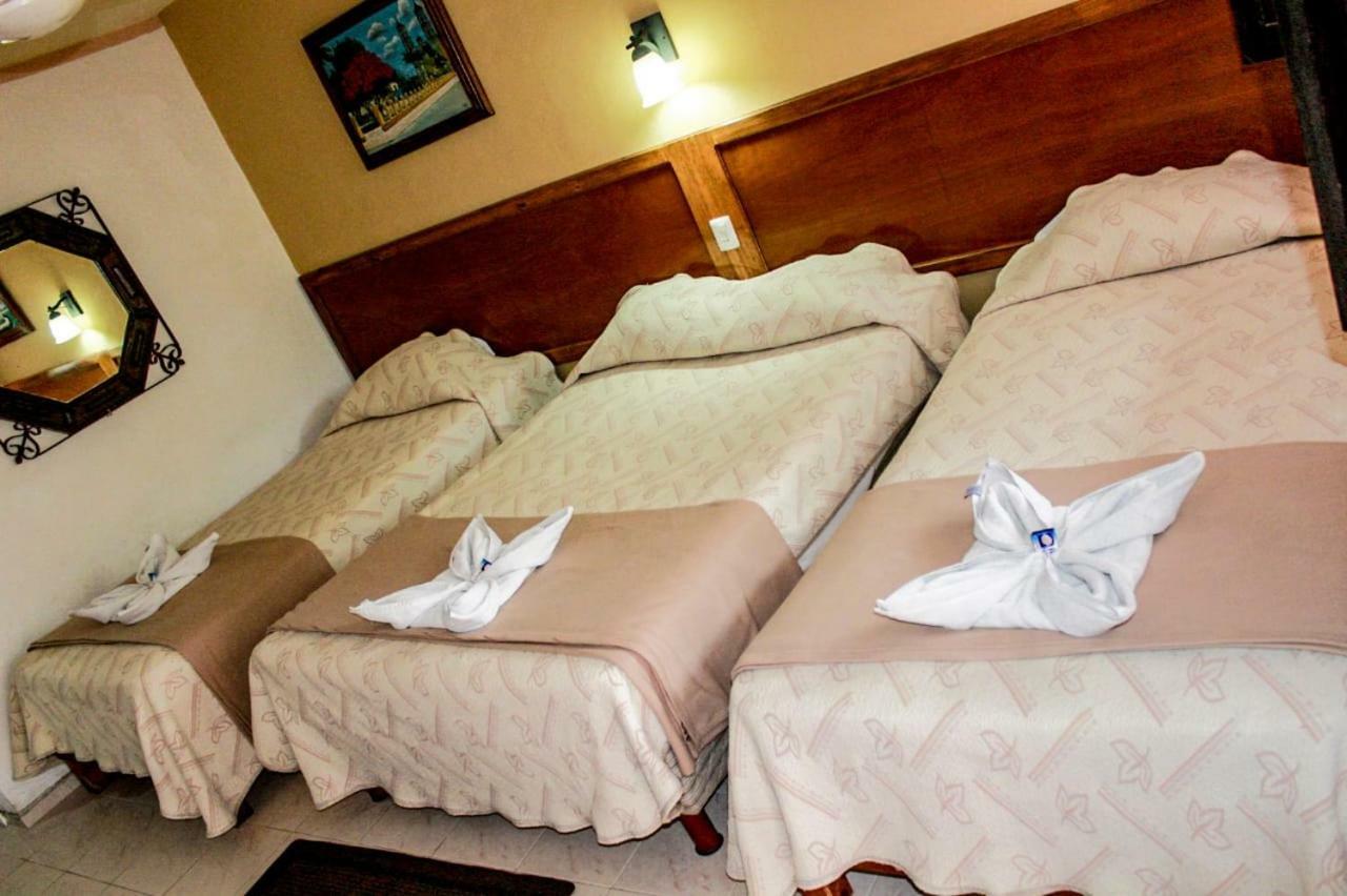 Hotel San Clemente Valladolid  Kültér fotó